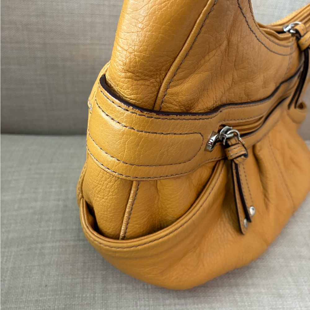 Tignanello Mustard Leather Shoulder Bag - Picture 3 of 10